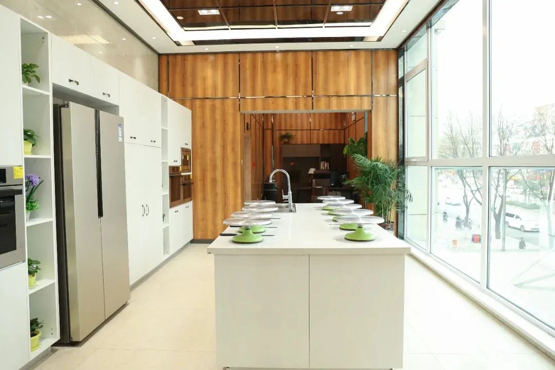 ���c�WУ�h(hu��n)��